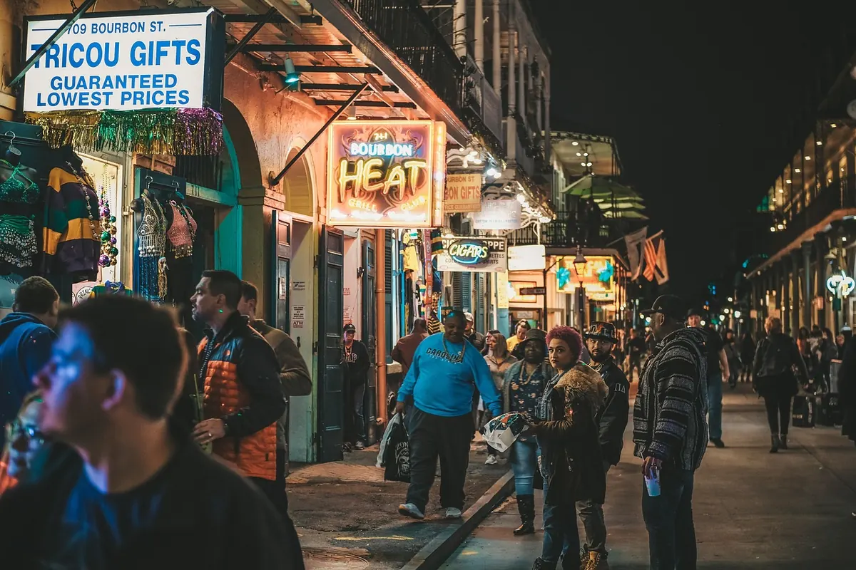 Five Common Mistakes in Street Photography and How to Avoid Them